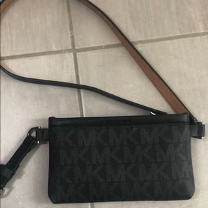 Michael Kors Wallet Belt Fanny Pack
